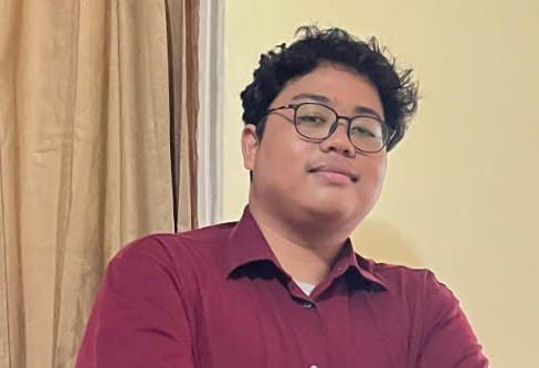 Penulis: Dzaky Herry Marino